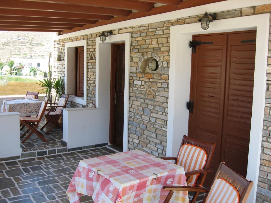 Pension Irini-Vicky Иос Экстерьер фото