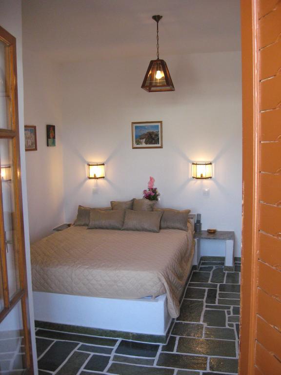 Pension Irini-Vicky Иос Экстерьер фото