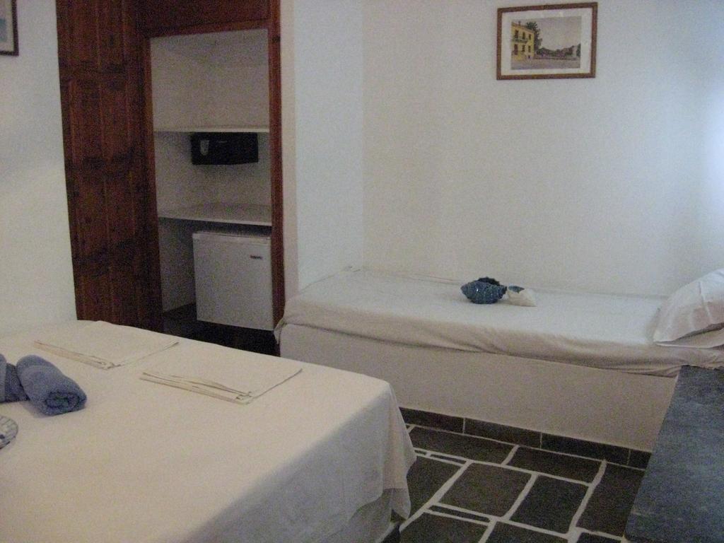 Pension Irini-Vicky Иос Экстерьер фото