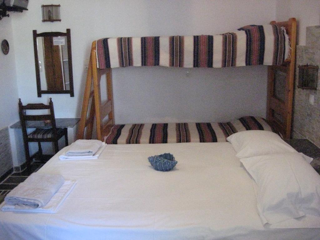 Pension Irini-Vicky Иос Экстерьер фото